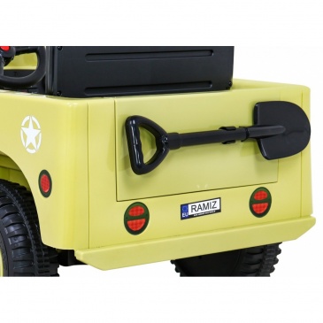 Autko wojskowe retro dla dzieci beżowy + napęd 4x4 + pilot + 2 bagażniki + wolny start + mp3 led