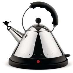 czajnik elektryczny, bezprzewodowy, czarny uchwyt, ptaszek