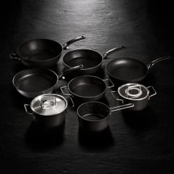 Fissler - adamant® - garnek niski ze szklaną pokrywą - 3,1 l - 24 cm Fissler - adamant® - garnek niski ze szklaną pokrywą - 3,1 l - 24 cm