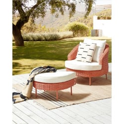 Krzesło z podnóżkiem arcille polyrattan brzoskwiniowy