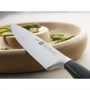 nóż szefa kuchni 16 cm