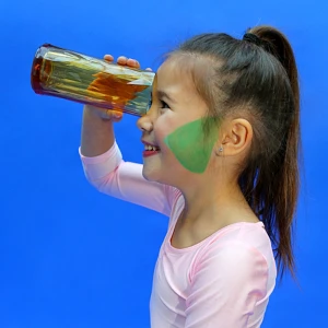 Szklanka wysoka 250 ml Koziol Club M transparentna zielona
